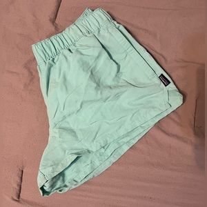 Women’s Patagonia shorts!